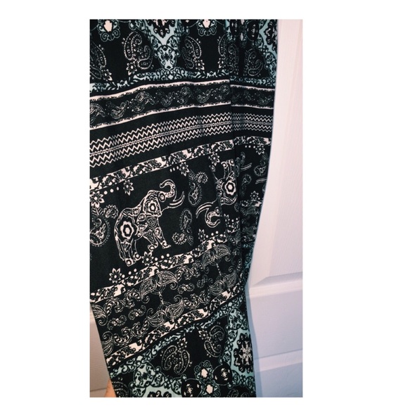 Elephant patterned Rue21 stretchy body con dress - Picture 2 of 2